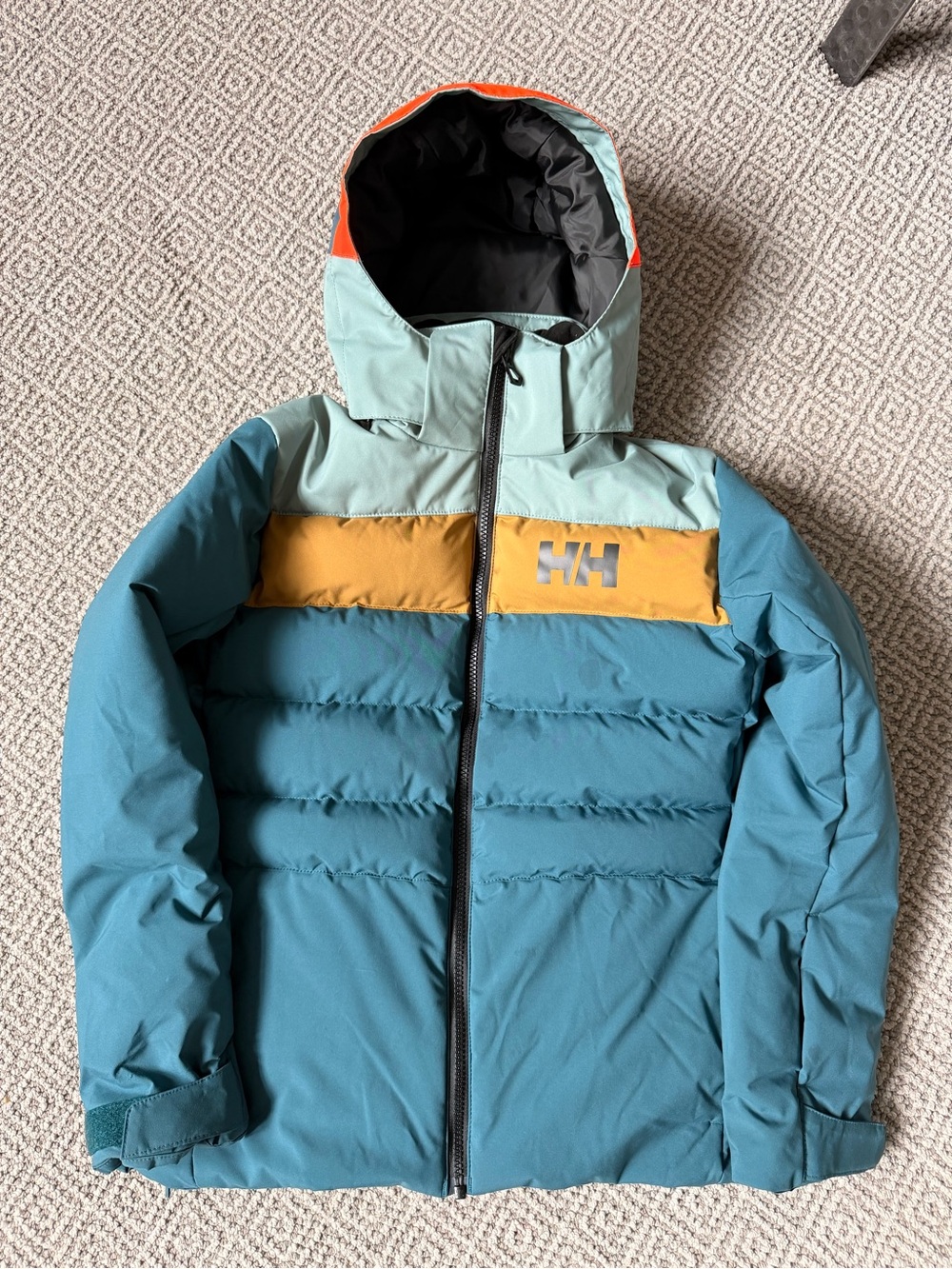 Helly Hansen Boys Teal & Mint Insulated Hooded ski Jacket with Gold Accent